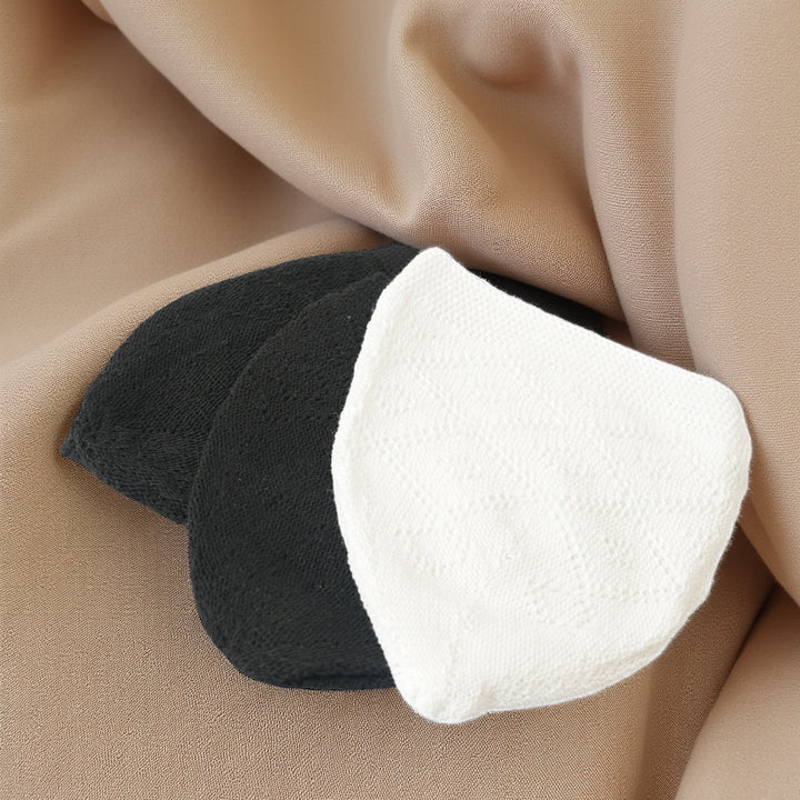 Knitted Muslim Prayer Cap (Topi / Kufi) – Black & White