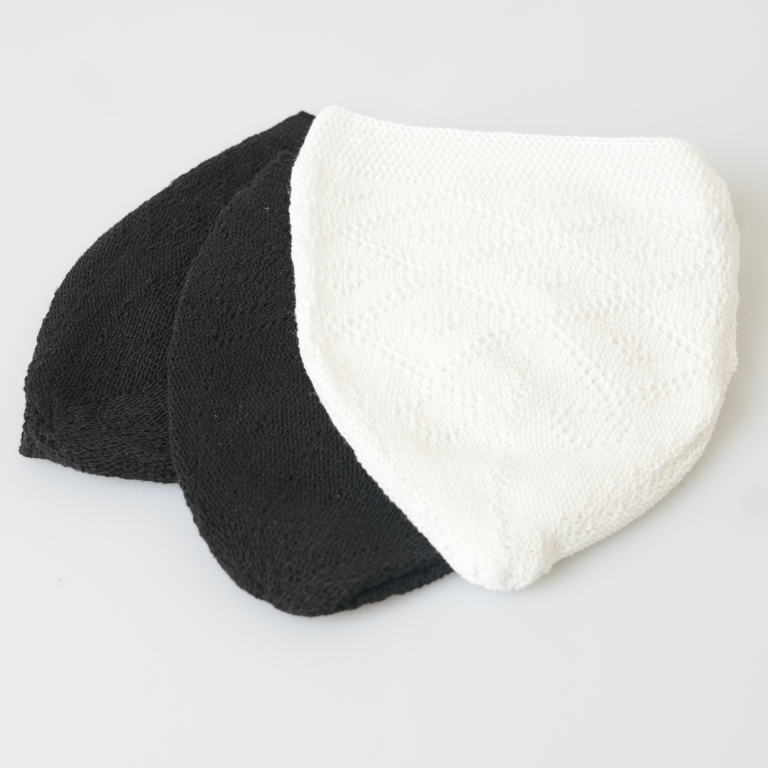 Knitted Muslim Prayer Cap (Topi / Kufi) – Black & White