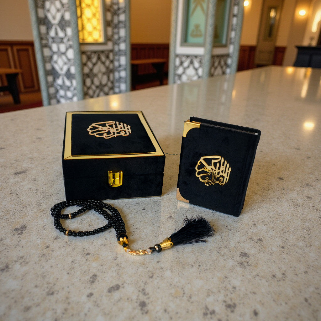 Luxury Velvet Quran Gift Set – With Tasbeeh & Keepsake Box