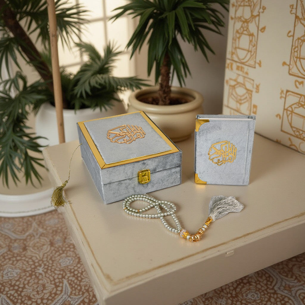 Luxury Velvet Quran Gift Set – With Tasbeeh & Keepsake Box